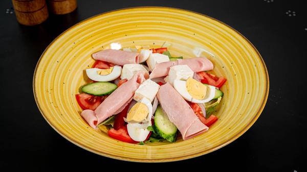 Salata Bulgareasca